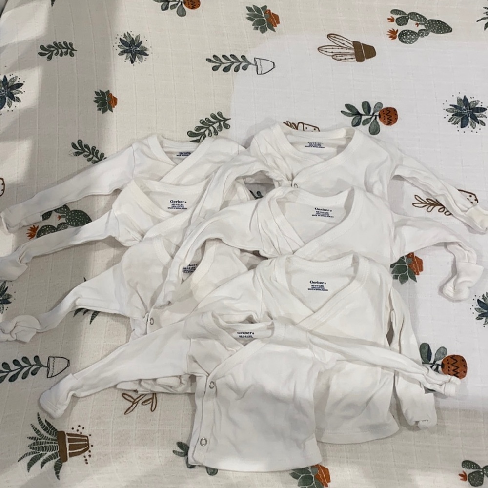 Newborn T-shirts, never been worn.